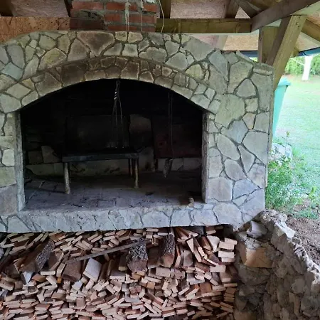 Ferienhaus Anna & Kamp Elza Bihać